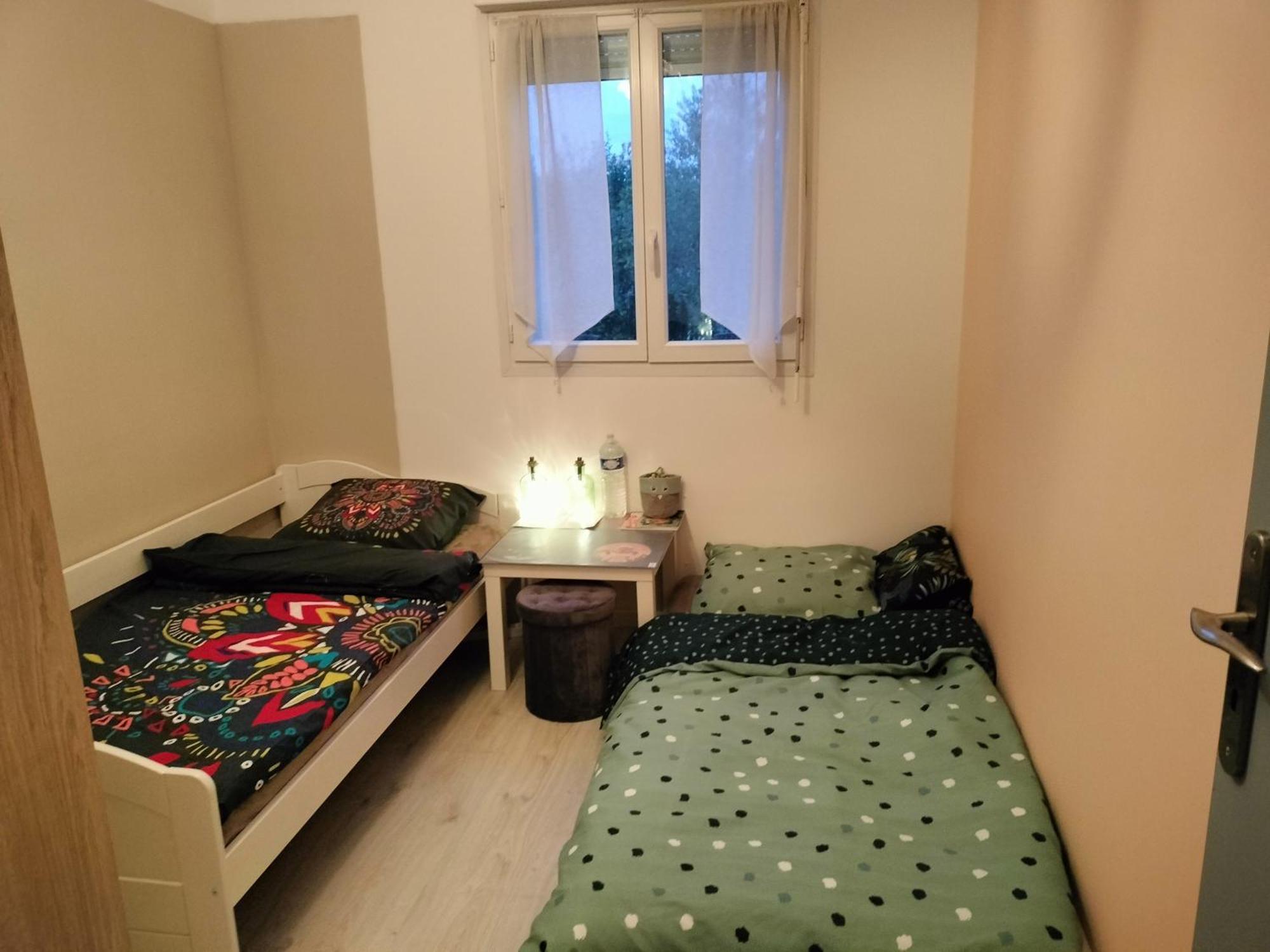 Un Studio Avec Une Entree Independante Thilouze 외부 사진